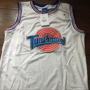 Tune Squad Michael Jordan Jersey size L- brand new